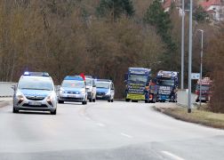 Ueber Zehn Kilometer Protestlawine Waelzte Sich Durch Jena JN